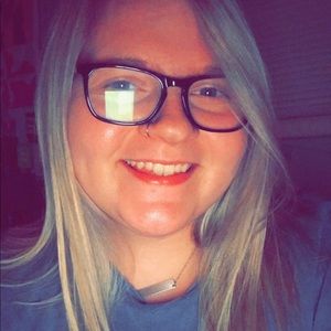 Meet your Posher, Karly